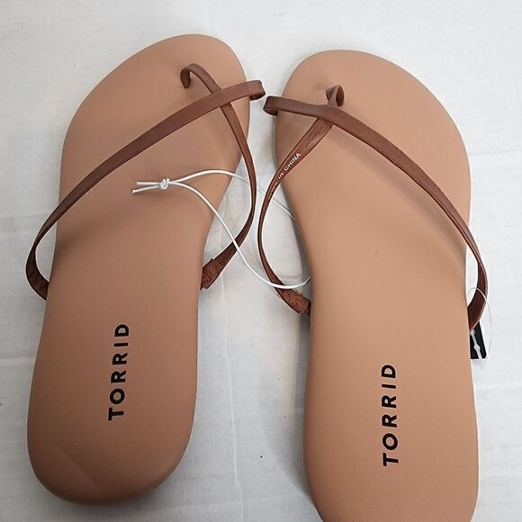 7W Extra Wide Width Brown Cross Toe Ring Sandal Cushion Torrid Flip Flop Cognac - Picture 6 of 10